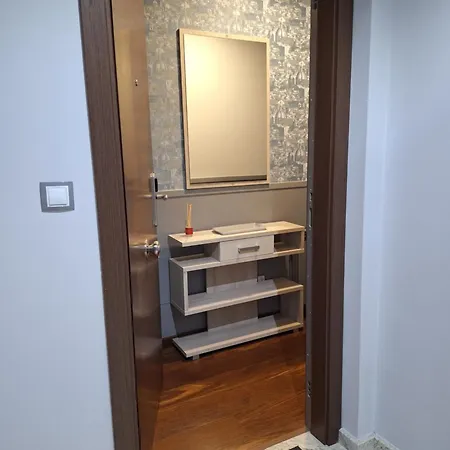 Centro Calle Reina Lugo