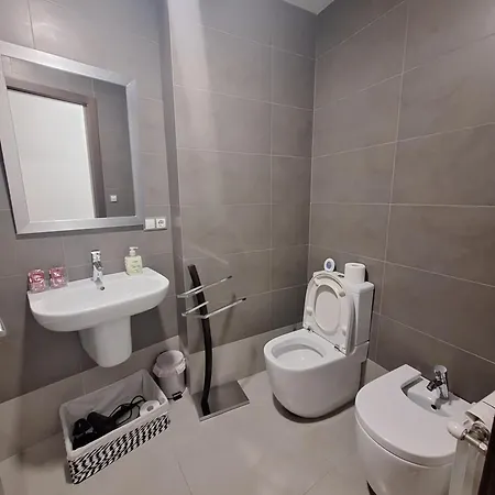 Centro Calle Reina Lugo